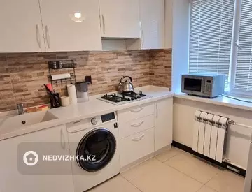2-комнатная квартира, этаж 4 из 4, 45 м², На длительный срок