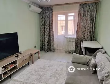 2-комнатная квартира, этаж 4 из 4, 45 м², На длительный срок