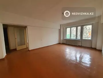 2-комнатная квартира, этаж 2 из 8, 72 м²