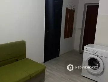 2-комнатная квартира, этаж 2 из 2, 33 м², На длительный срок