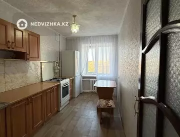 3-комнатная квартира, этаж 8 из 9, 62 м²