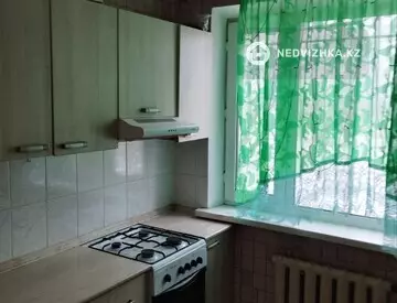 1-комнатная квартира, этаж 1 из 5, 36 м²