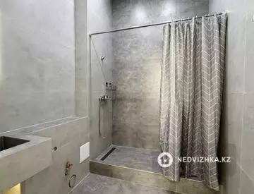 3-комнатная квартира, этаж 1 из 3, 82 м²