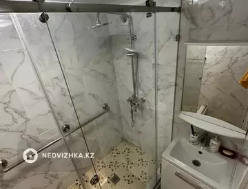 2-комнатная квартира, этаж 2 из 5, 62 м²