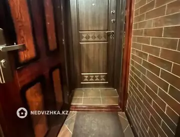 2-комнатная квартира, этаж 2 из 10, 46 м²