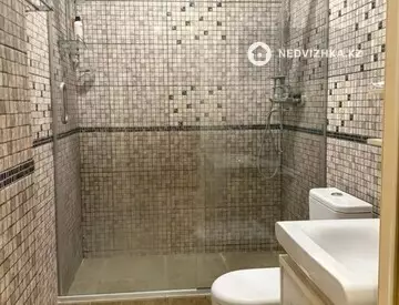 3-комнатная квартира, этаж 6 из 10, 118 м², На длительный срок