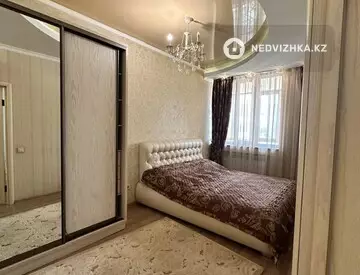 3-комнатная квартира, этаж 6 из 10, 118 м², На длительный срок