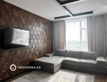 3-комнатная квартира, этаж 8 из 9, 84 м²
