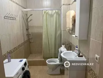 2-комнатная квартира, этаж 1 из 12, 63 м²