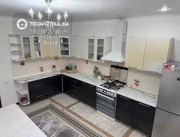 3-комнатная квартира, этаж 2 из 5, 112 м²