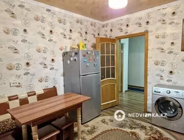 3-комнатная квартира, этаж 1 из 9, 95 м²