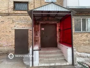 2-комнатная квартира, этаж 3 из 5, 52 м²