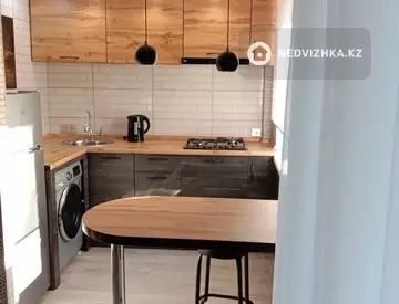 1-комнатная квартира, этаж 3 из 5, 30 м², На длительный срок