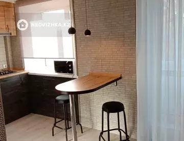 1-комнатная квартира, этаж 3 из 5, 30 м², На длительный срок