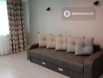 1-комнатная квартира, этаж 3 из 5, 30 м², На длительный срок