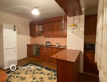 3-комнатная квартира, этаж 7 из 12, 90 м²