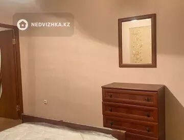 3-комнатная квартира, этаж 7 из 12, 90 м²