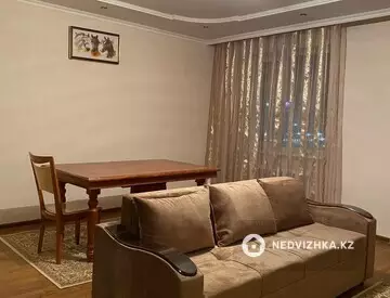 3-комнатная квартира, этаж 7 из 12, 90 м²