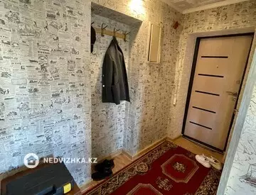 1-комнатная квартира, этаж 3 из 5, 32 м²