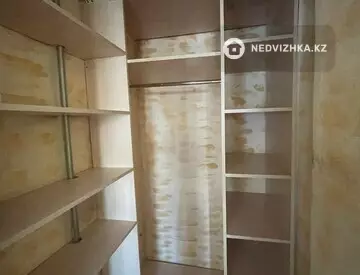 1-комнатная квартира, этаж 3 из 5, 32 м²