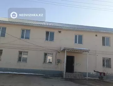 3-комнатная квартира, этаж 2 из 2, 51 м²