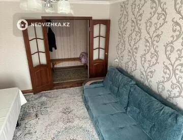 2-комнатная квартира, этаж 4 из 5, 50 м²