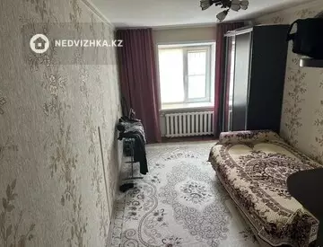 2-комнатная квартира, этаж 4 из 5, 50 м²