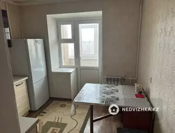 2-комнатная квартира, этаж 4 из 5, 50 м²