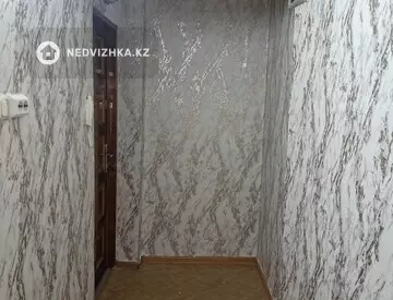 1-комнатная квартира, этаж 3 из 5, 32 м²