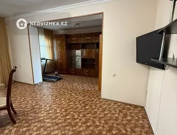 4-комнатная квартира, этаж 5 из 5, 81 м²
