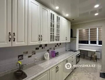 4-комнатная квартира, этаж 5 из 5, 81 м²