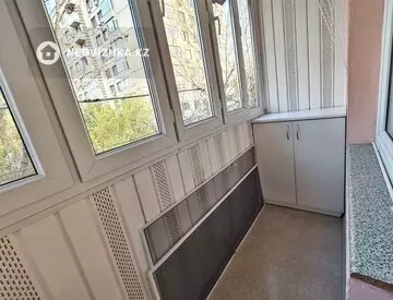 3-комнатная квартира, этаж 4 из 4, 77 м²