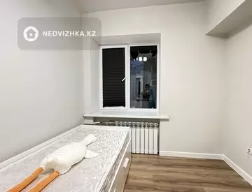 3-комнатная квартира, этаж 4 из 4, 58 м²