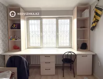 3-комнатная квартира, этаж 5 из 5, 62 м²