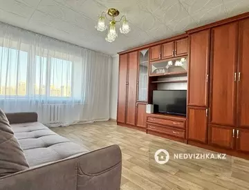 3-комнатная квартира, этаж 8 из 9, 62 м²