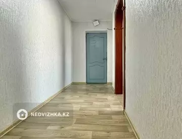 3-комнатная квартира, этаж 8 из 9, 62 м²