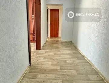3-комнатная квартира, этаж 8 из 9, 62 м²