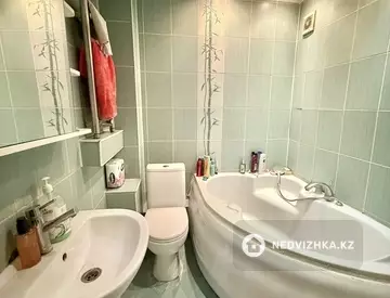 2-комнатная квартира, этаж 4 из 4, 42 м²