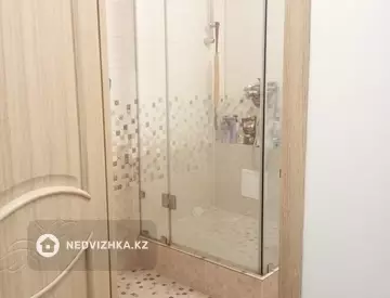 1-комнатная квартира, этаж 4 из 12, 43 м²