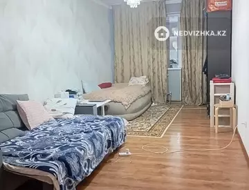 1-комнатная квартира, этаж 4 из 12, 43 м²