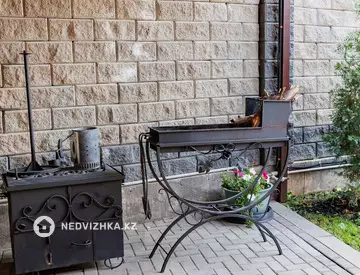 3-комнатный дом, 10 соток, 145 м²