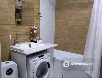 4-комнатная квартира, этаж 4 из 16, 90 м²