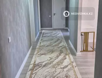4-комнатная квартира, этаж 8 из 8, 114 м²
