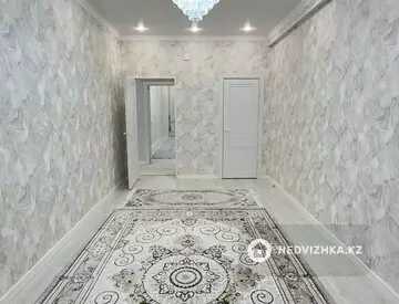2-комнатная квартира, этаж 9 из 10, 75 м²