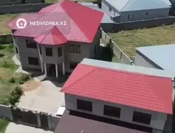 7-комнатный дом, 11 соток, 320 м²