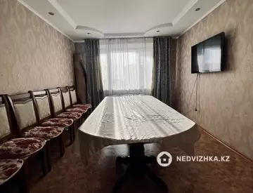 3-комнатная квартира, этаж 4 из 5, 72 м²