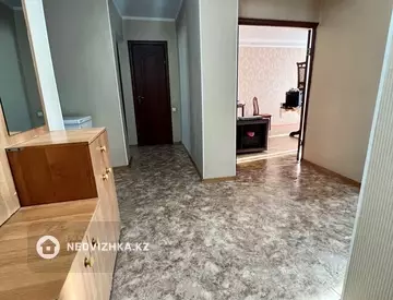 3-комнатная квартира, этаж 4 из 5, 72 м²