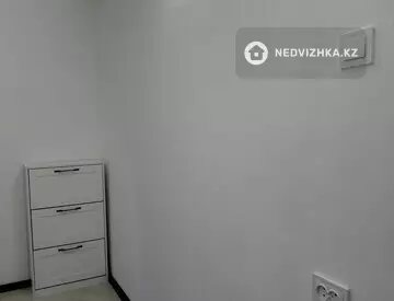 3-комнатная квартира, этаж 3 из 5, 48 м²