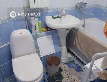 3-комнатная квартира, этаж 3 из 5, 48 м²