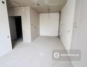 3-комнатная квартира, этаж 2 из 6, 56 м²